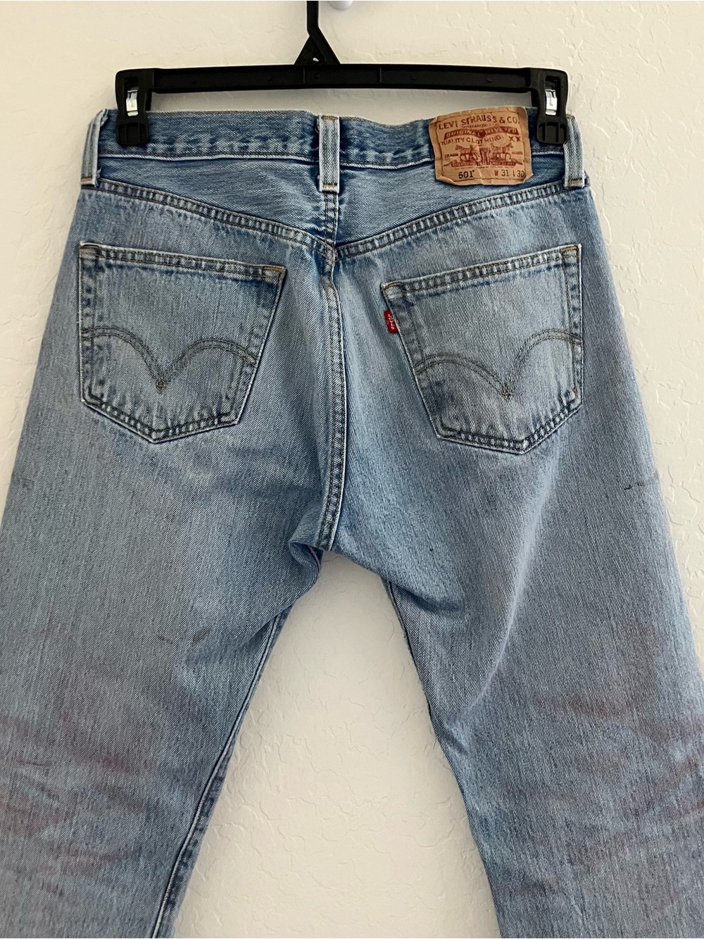 💙 Levi’s 501 Men’s Original Button Fly Jeans W31 L30 Y2K Distressed Paint - Picture 14 of 17
